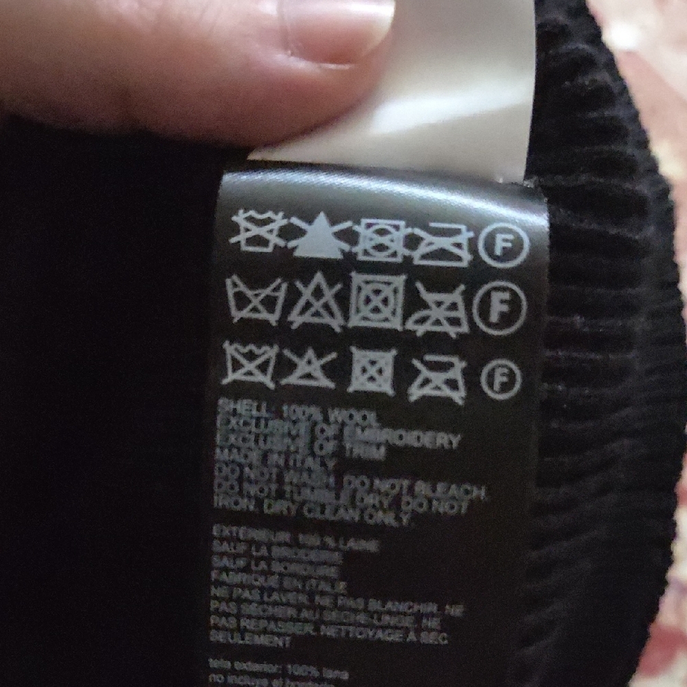 Authentic Canada Goose 100% Wool Kids Hat Wool - Picture 3 of 3